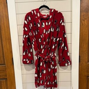 Vera Bradley Red and Black Fleece Penguin Robe